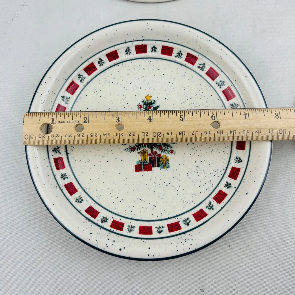 Country Crock Christmas Salad Plate Set of 4 Speckled Stoneware 7.5